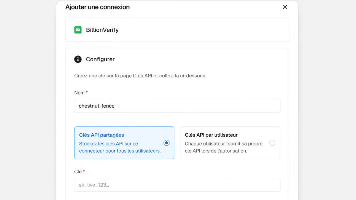 Boîte de dialogue Ajouter une connexion du connecteur BillionVerify Vercel avec les options Clés API partagées et Clés API par utilisateur, ainsi que le champ Clé